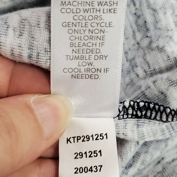 J Jill Women Pima Slub Scoop Neck Side Slit Tee Size XL Blue Floral Short Sleeve - Picture 6 of 10